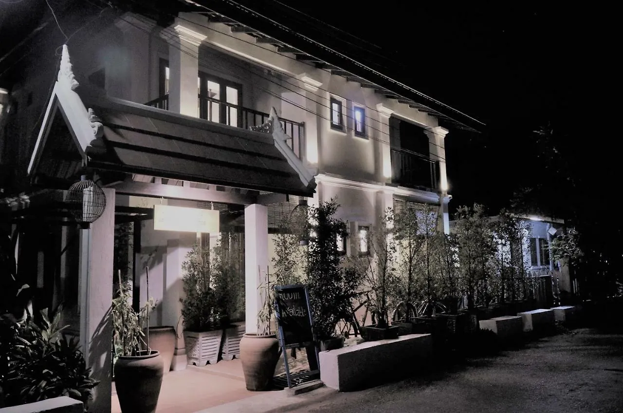 Moonlight Champa Riverview Luang Prabang 3*,