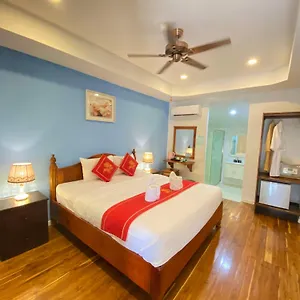 Golden Lotus River View Hotel